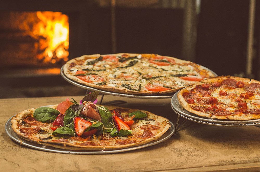best-pizza-topping-panCoast Pizza